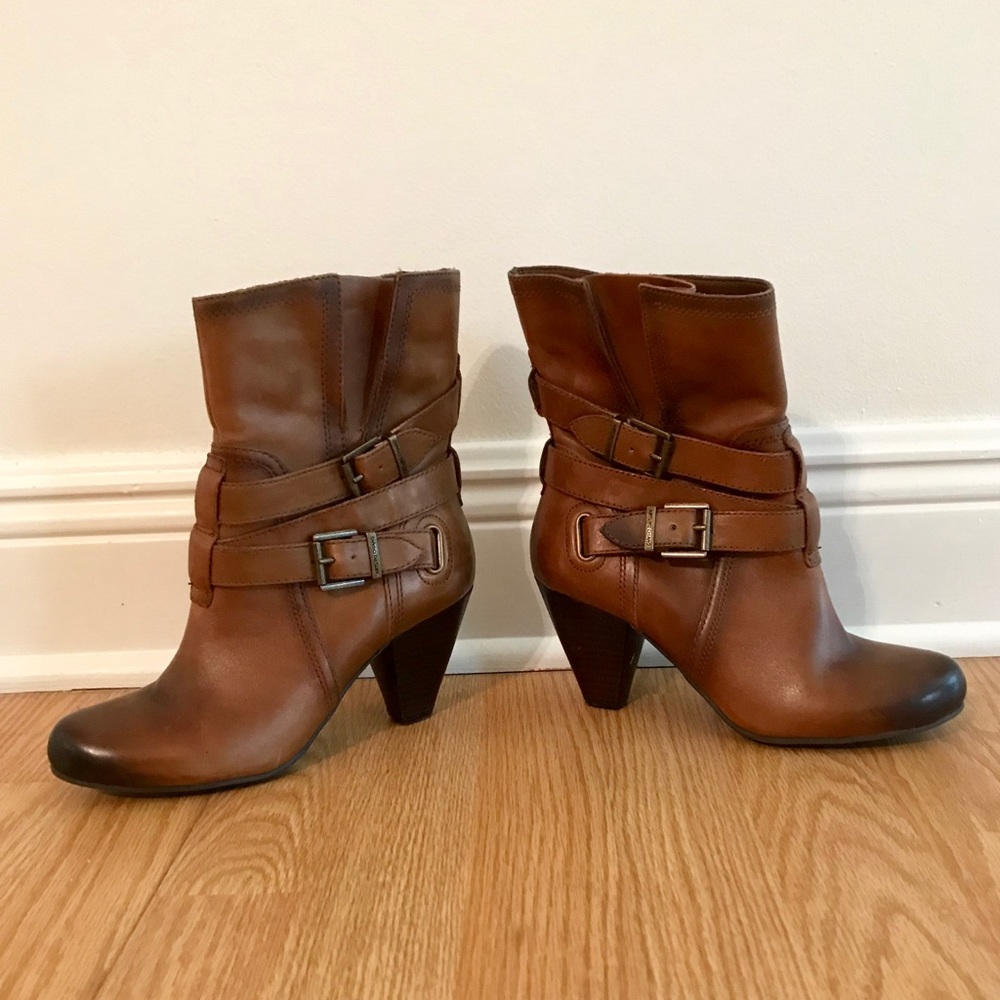 Arturo Chiang Boots